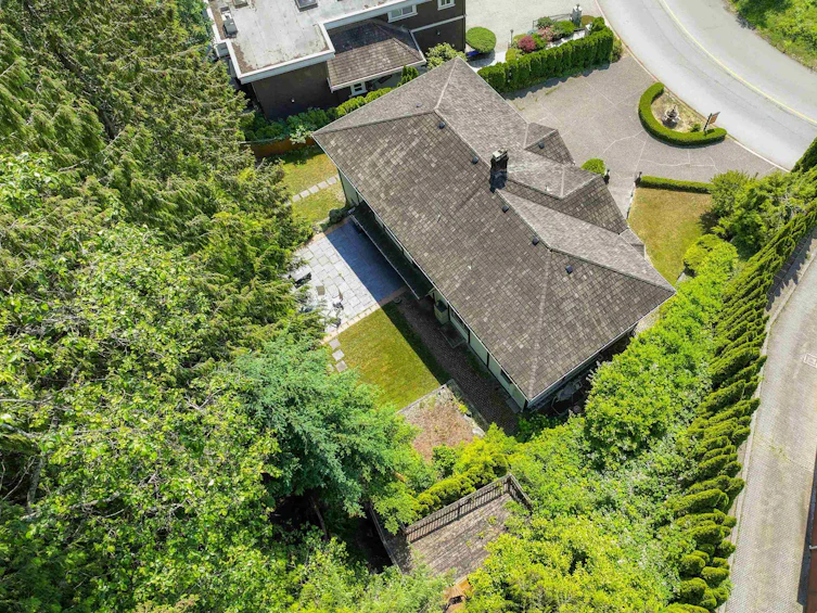 2362 Westhill Drive, West Vancouver, BC, V7S 2Z5 - 33