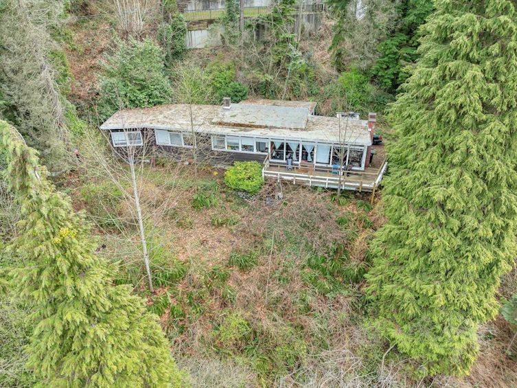 7356 Braeside Drive, Burnaby, BC, V5A 1G1 - 8