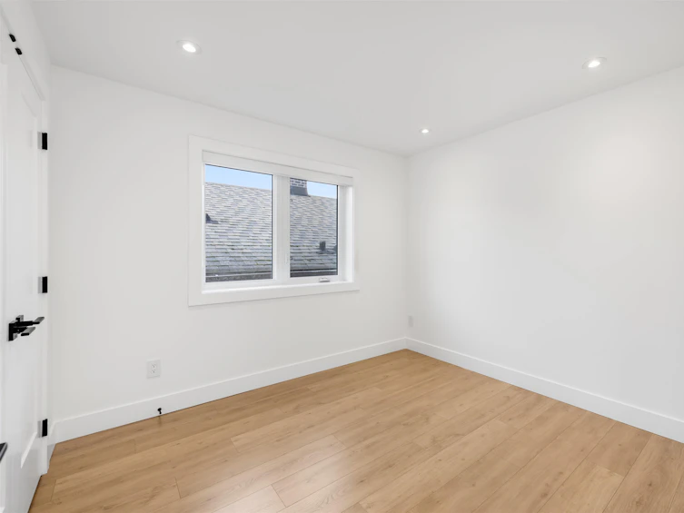 622 Slocan Street, Vancouver, BC, V5K 3X7 - 21