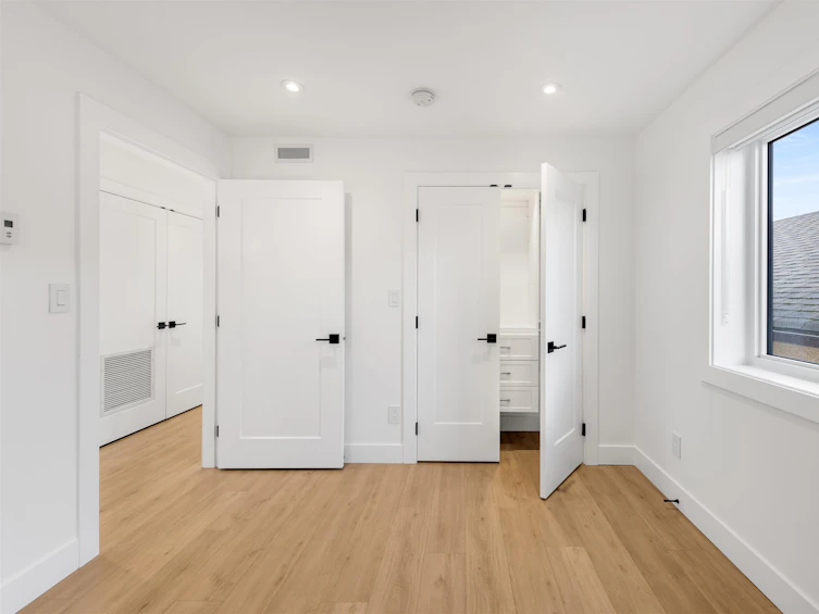 622 Slocan Street, Vancouver, BC, V5K 3X7 - 22