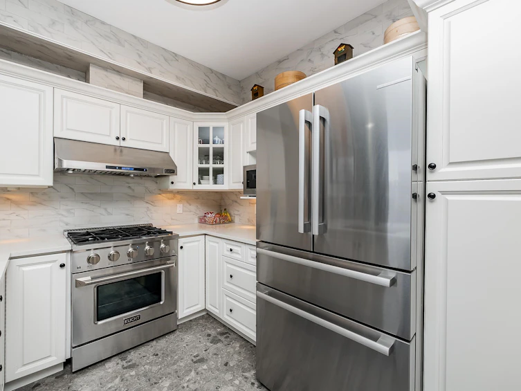 326-1465 Parkway Boulevard, Coquitlam, BC, V3E 3E6 - 9