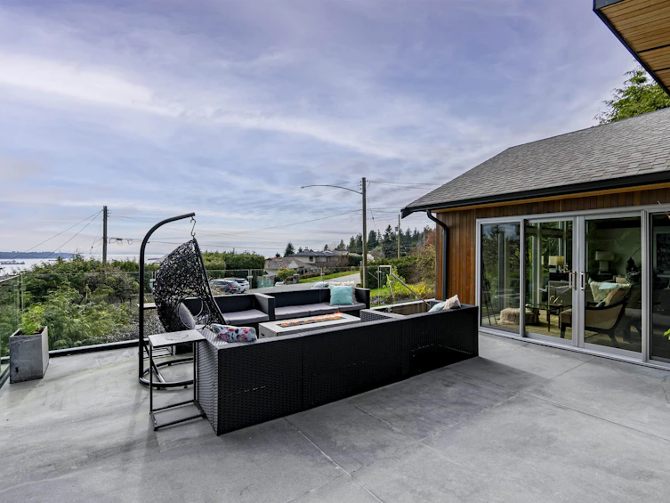 1715 Rosebery Avenue, West Vancouver, BC, V7V 2Z5 - 11