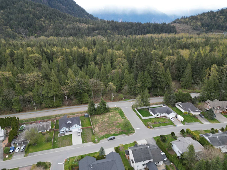 839 Myng Crescent, Harrison Hot Springs, BC, V0M 1K0 - 16
