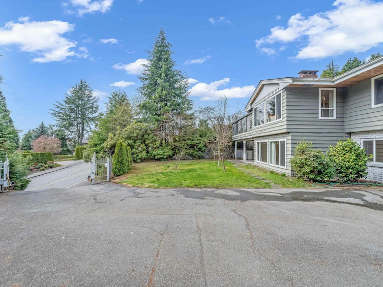 1181 Chartwell Drive, West Vancouver, BC, V7S 2R1 - 2