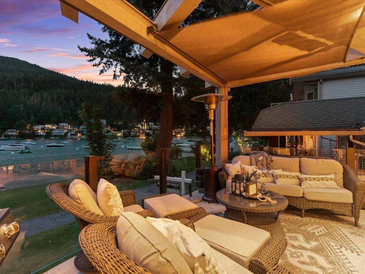 125 1st Avenue, Cultus Lake, BC, V2R 4Y5