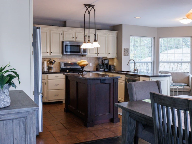 1517 Islandview Drive, Gibsons, BC, V0N 1V5 - 12