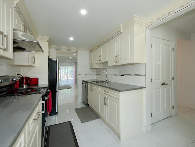 267-7493 140 Street, Surrey, BC, V3W 6G5 - 13
