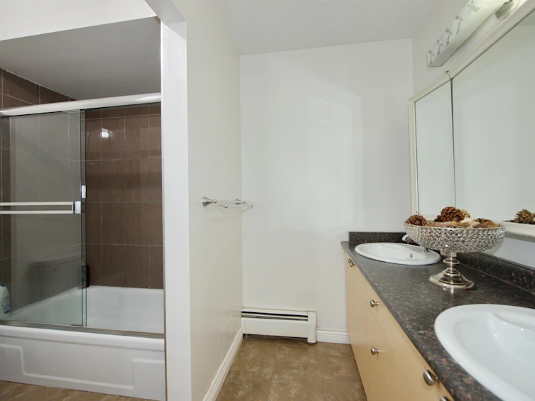 267-7493 140 Street, Surrey, BC, V3W 6G5 - 25