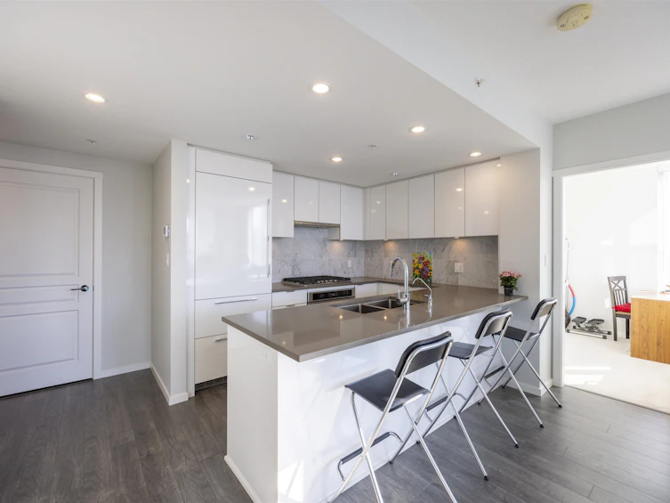2103-5883 Barker Avenue, Burnaby, BC, V5H 0G4 - 10