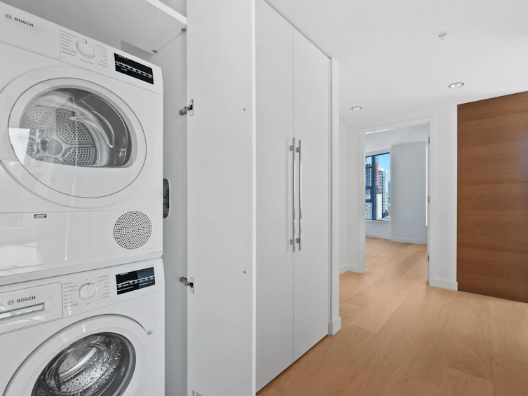 2808-1289 Hornby Street, Vancouver, BC, V6Z 0G7 - 9