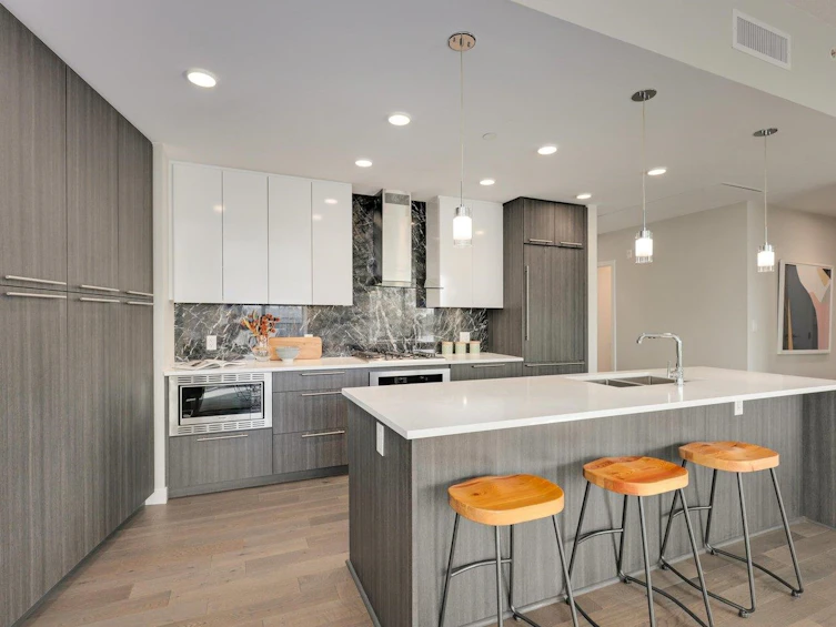 601-5033 Cambie Street, Vancouver, BC, V5Z 0H6 - 5