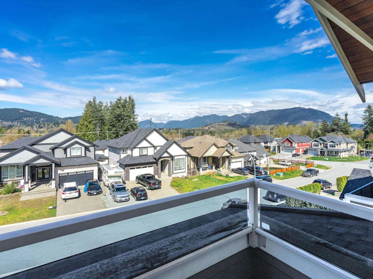 33764 Bowie Drive, Mission, BC, V2V 6Y4 - 35