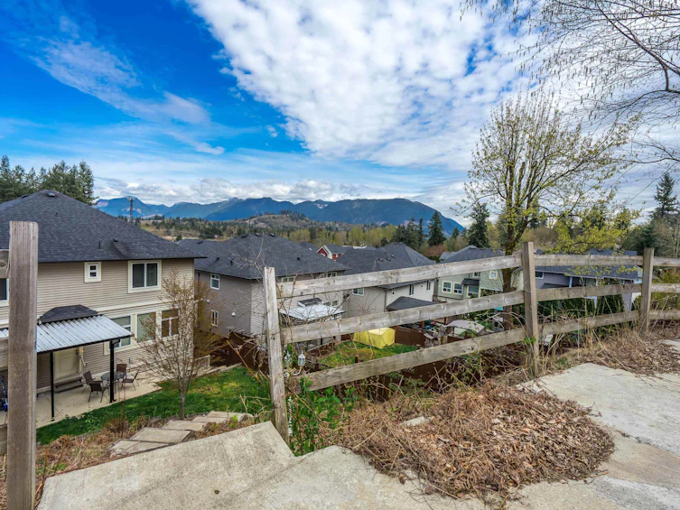 33764 Bowie Drive, Mission, BC, V2V 6Y4 - 37