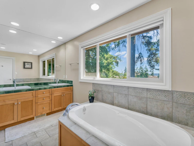 12668 55 Avenue, Surrey, BC, V3X 3M7 - 22