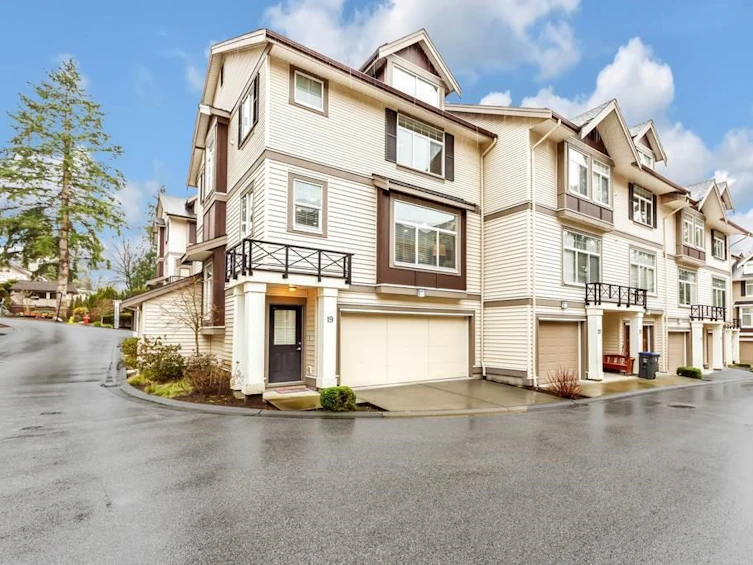 19-14377 60, Surrey, BC, V3Z 0E2