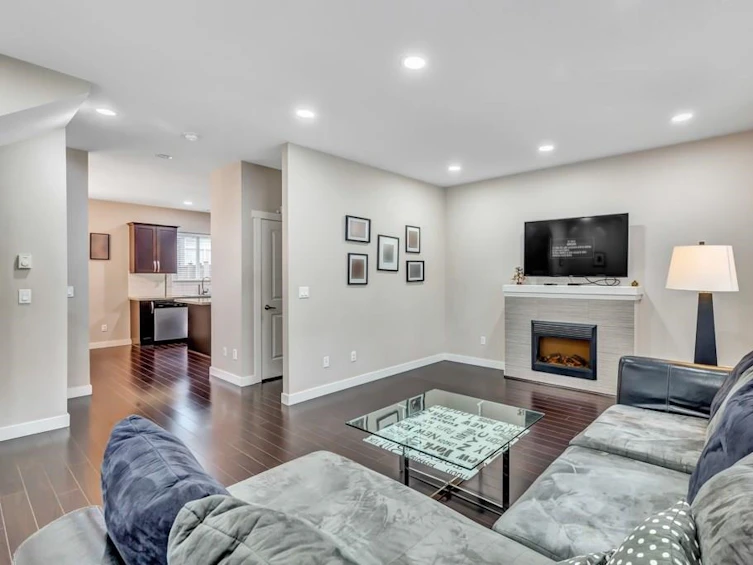 19-14377 60, Surrey, BC, V3Z 0E2 - 15