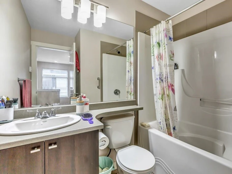 19-14377 60, Surrey, BC, V3Z 0E2 - 30