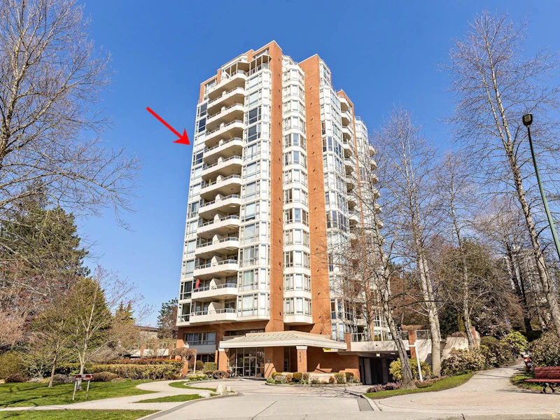 1105 - 160 W Keith Road, North Vancouver BC V7M 3M2