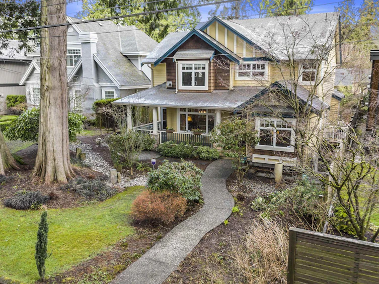 1550 Graveley Street, North Vancouver, BC, V7P 2A9 - 3
