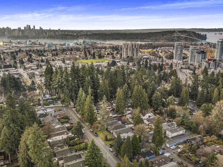 1550 Graveley Street, North Vancouver, BC, V7P 2A9 - 36