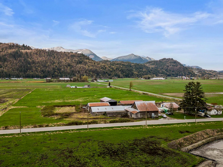 48818 Prairie Central Road, Chilliwack, BC, V2P 6H3 - 4