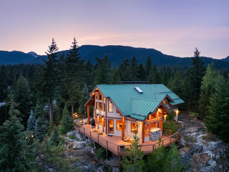 9612 Emerald Drive, Whistler, BC, V8E 0G5 - 4