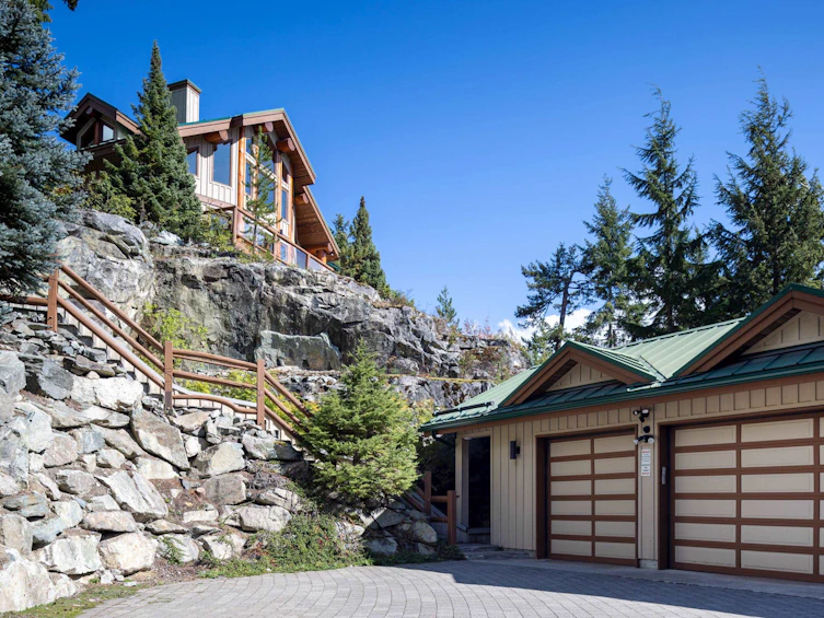 9612 Emerald Drive, Whistler, BC, V8E 0G5 - 31