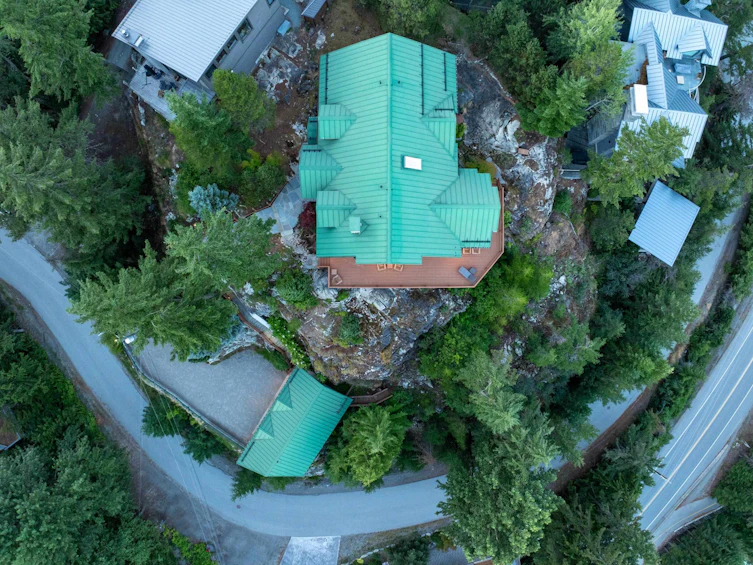 9612 Emerald Drive, Whistler, BC, V8E 0G5 - 36
