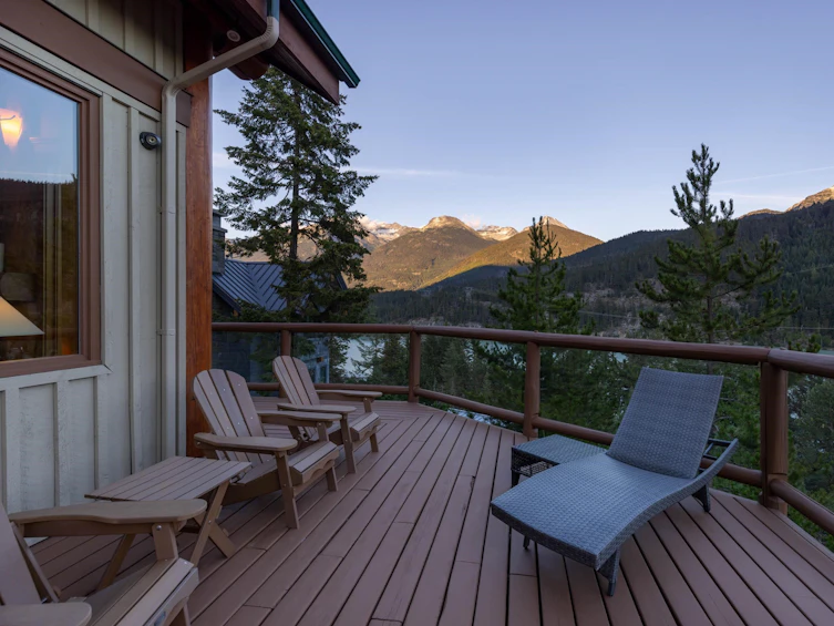 9612 Emerald Drive, Whistler, BC, V8E 0G5 - 38