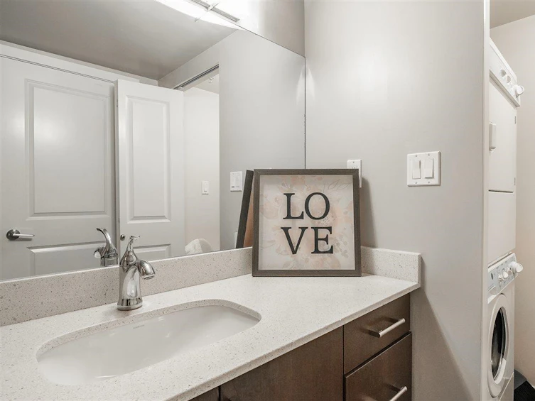 238-15850 26, Surrey, BC, V3Z 2N6 - 10