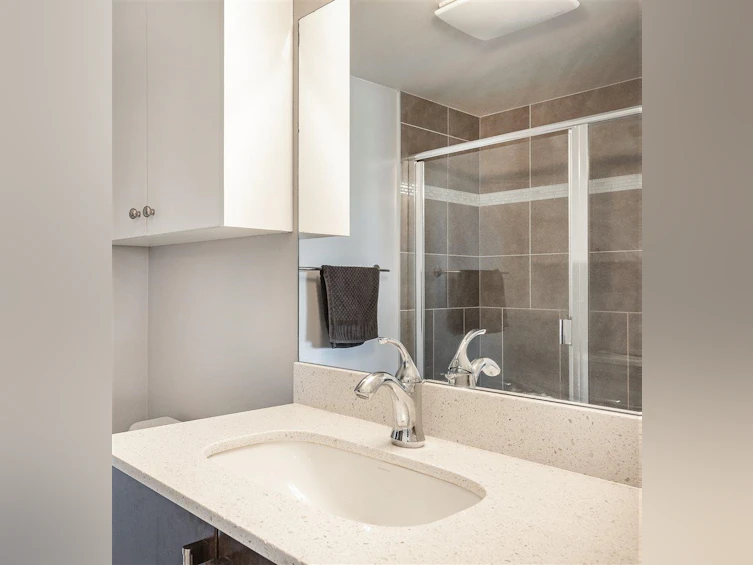 238-15850 26, Surrey, BC, V3Z 2N6 - 15