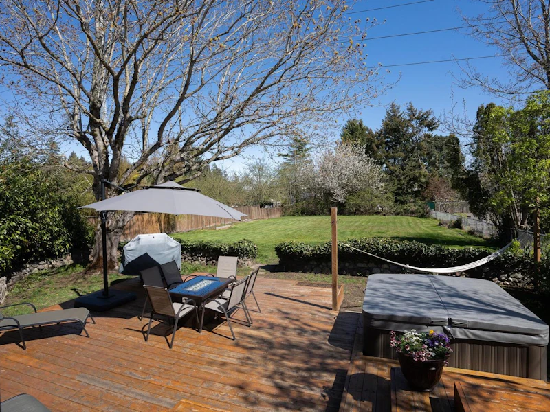 1310 53a Street, Delta BC V4M 3E6