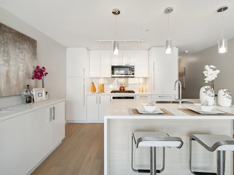 2510 Fraser Street, Vancouver, BC, V5T 3V4