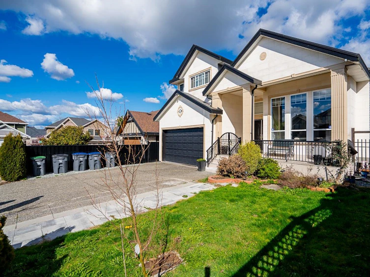 7520 144a Street, Surrey, BC, V3S 0S3