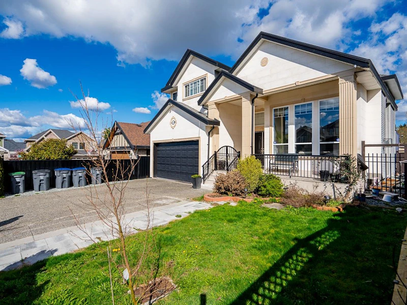 7520 144a Street, Surrey BC V3S 0S3
