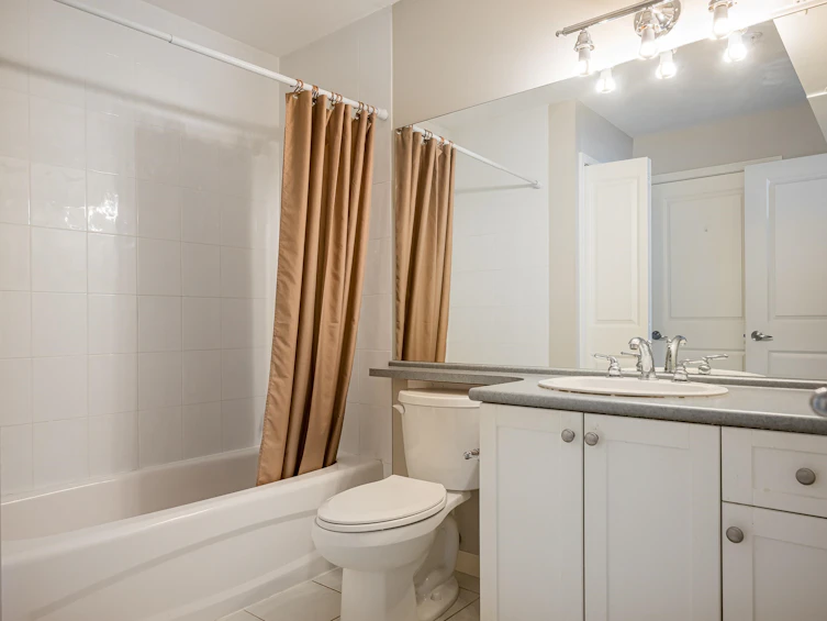 421-8880 202 Street, Langley, BC, V1M 4E7 - 17