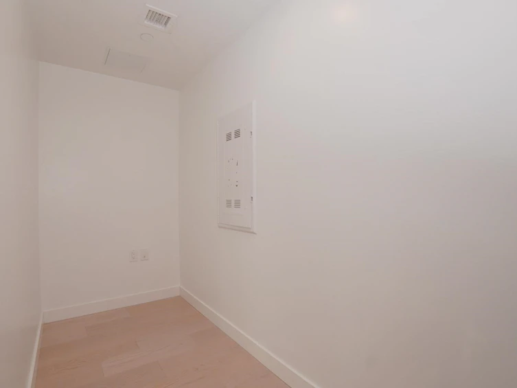 2721-89 Nelson Street, Vancouver, BC, V6Z 0E7 - 27