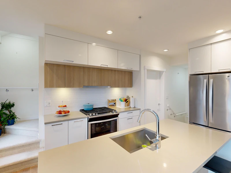 2737 Ward Street, Vancouver BC