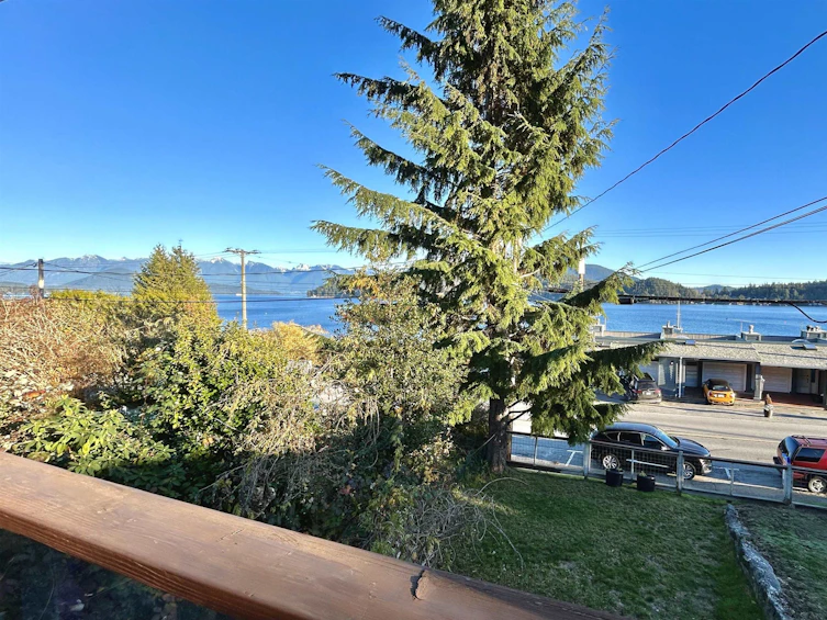 511 Marine Drive, Gibsons, BC, V0N 1V1 - 2