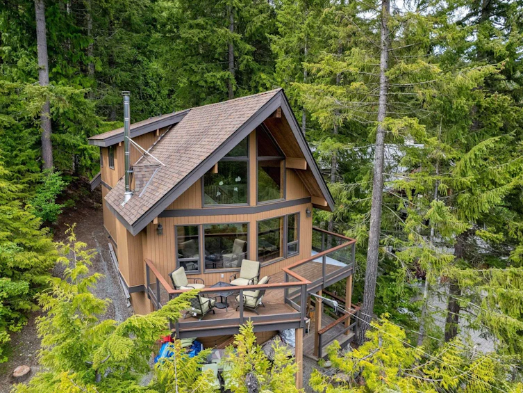8271 Alpine Way, Whistler, BC, V8E 0G2