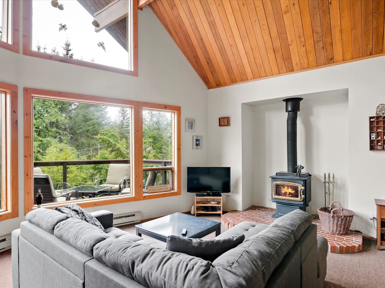 8271 Alpine Way, Whistler, BC, V8E 0G2 - 4
