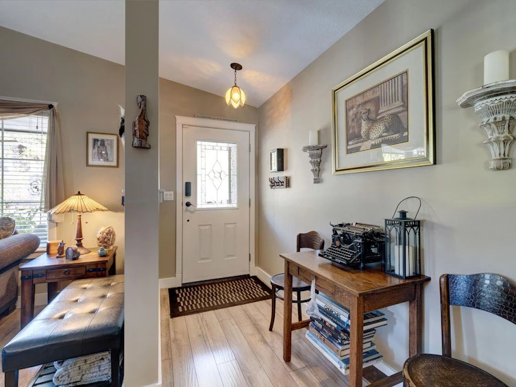 6319 Tower Road, Sechelt, BC, V7Z 0T7 - 6
