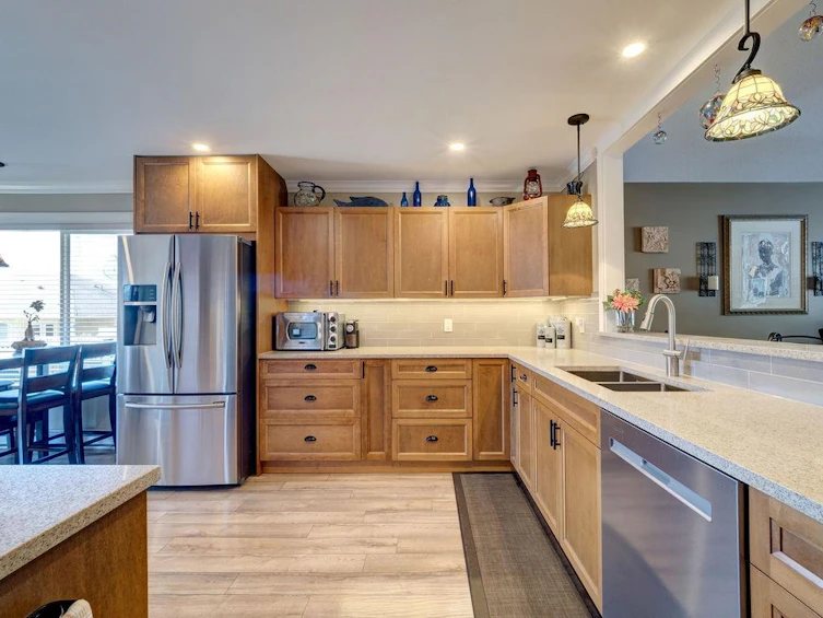 6319 Tower Road, Sechelt, BC, V7Z 0T7 - 12