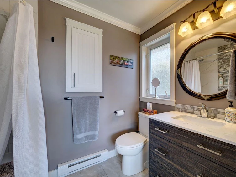 6319 Tower Road, Sechelt, BC, V7Z 0T7 - 18