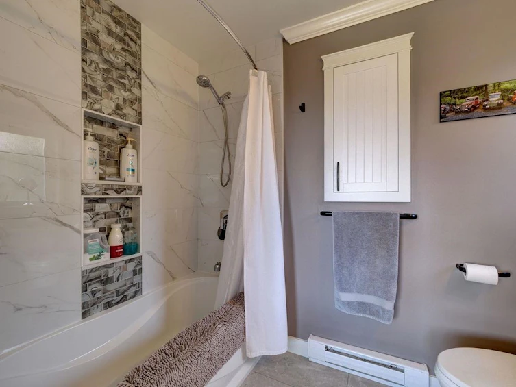 6319 Tower Road, Sechelt, BC, V7Z 0T7 - 19