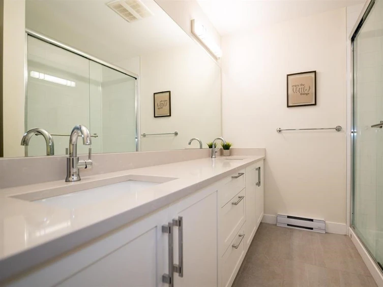 215-20356 72b, Langley, BC, V2Y 4J9 - 12
