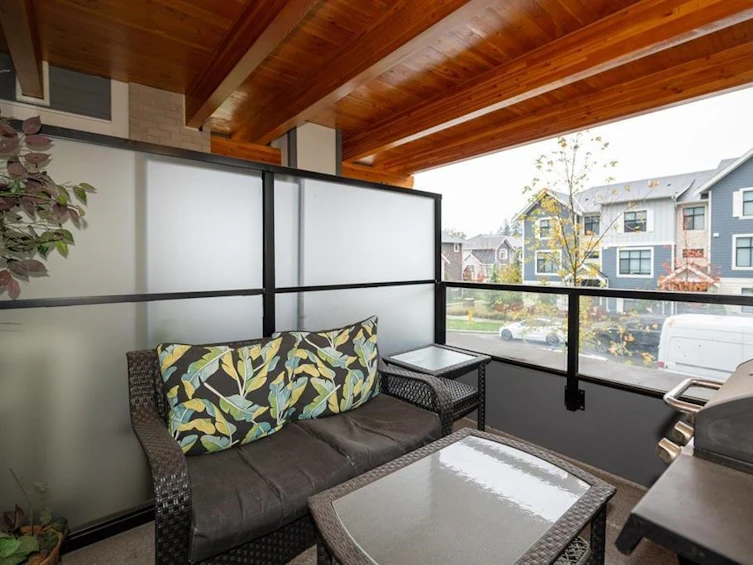215-20356 72b, Langley, BC, V2Y 4J9 - 16