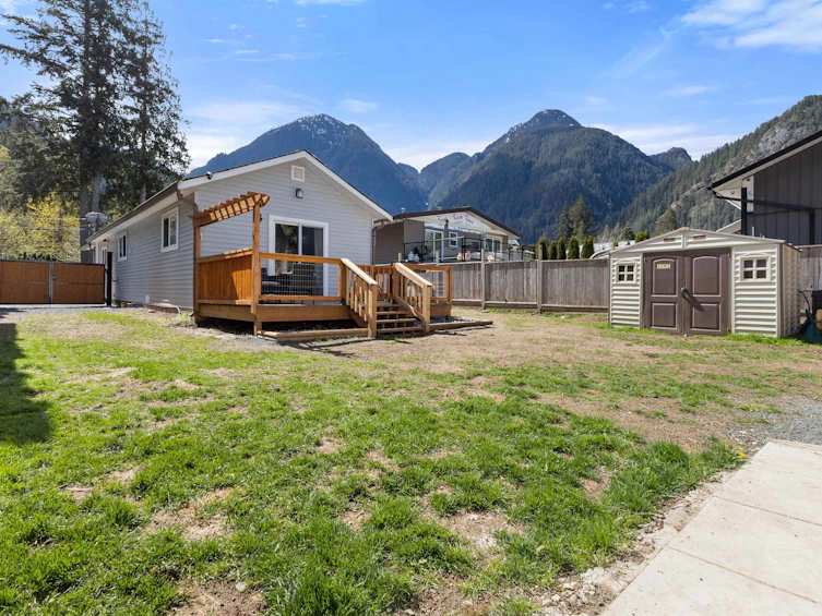 63905 Old Yale Road, Hope, BC, V0X 1L2 - 25