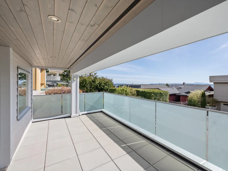 15374 Royal Avenue, Surrey, BC, V4B 1M8 - 22