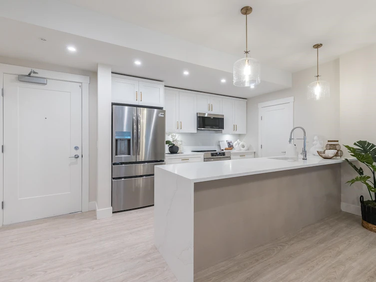 201-45745 Watson Road, Chilliwack, BC, V2R 2H1 - 3